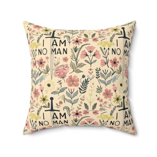 I AM NO MAN Polyester Square Pillow, Lord of the Rings Accent Pillow, Hobbit Indoor Pillow, The Shire Sofa Pillow, Bagend Accent Pillow