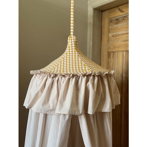 Mustard checkered canopy /  bed canopy / Children&#39;s canopy / Gingham tent / Yellow stripes / Frills / Babotipi / Boy’s room idea /