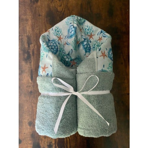 Small or Large Ocean Animals Sea Turtles Hooded Towel for Babies, Toddlers, Young Kids, Teens, & Adults