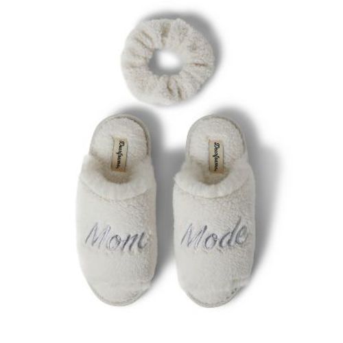Dearfoams Womens Louise Embroidered Mom Slide Slipper Gift Set With Scrunchie - Muslin Size L