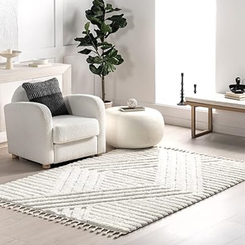 nuLOOM Risette Geometric Shag Tassel Area Rug - 4x6 Shag Area Rug Casual Ivory Rugs for Living Room Bedroom Dining Room Nursery Kitchen