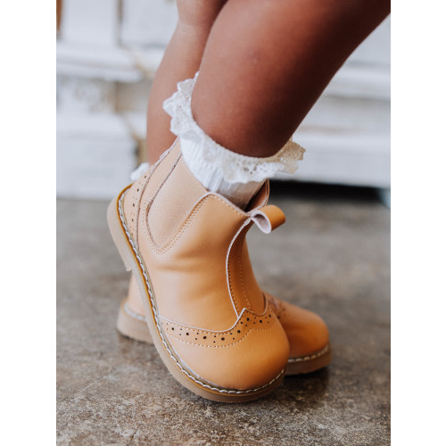 Classic Chelsea Boots - Camel