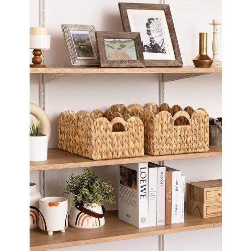 StorageWorks Scalloped Edge Wicker Basket, Hand-woven Rattan Basket for Organizing, Nursery Basket with Built-in Handles, Storage Basket for Décor, Water Hyacinth Wicker Basket for Shelves, Set of 2