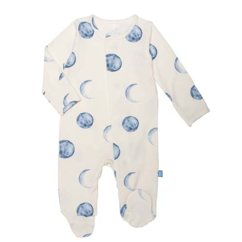 moonlight CloudStretch™ magnetic footie; size: 3-6 months