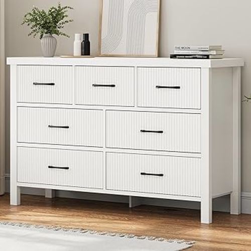 Fluted White 7 Drawers Dresser for Bedroom, Modern Chest of Drawers with Metal Handles, Wood Storage Dresser with Deep Drawers for Living Room, Hallway