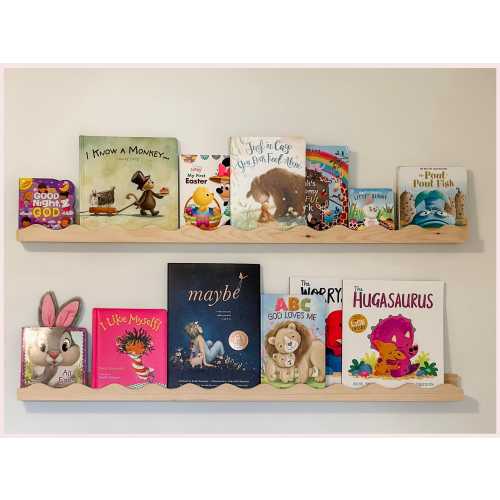 Scalloped Nursery Bookshelf | Bookshelf | Solid Wood Floating Shelf | for a children's room