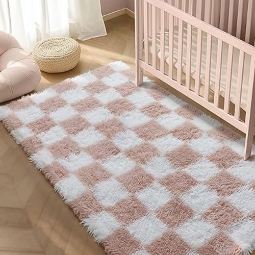 Checkered Rug 4x6 for Living Room, Pink and White Modern Shag Rug Super Soft Washable Fluffy Rugs Indoor Fuzzy Carpet for Bedroom Home Dorm Aesthetic Decor