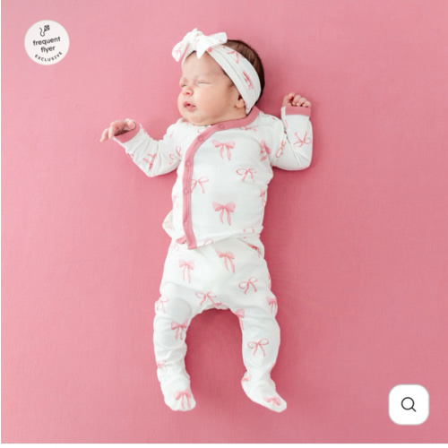 Take Me Home Set with Bow in Bow - newborn or 0-3mo size
