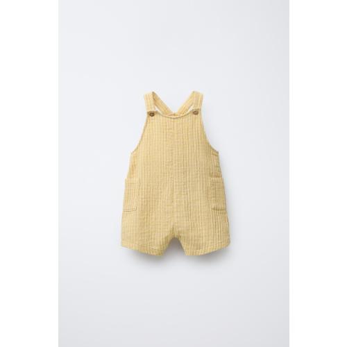 SHORT TEXTURED BIB OVERALLS - Ocher | ZARA United States