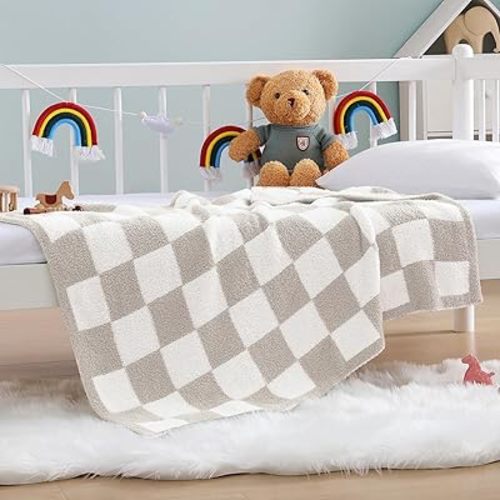 WRENSONGE Checkered Throw Blanket, Taupe Microfiber Soft Cozy Fluffy Warm Hand Made Throw Blankets for Couch, Sofa, Chair, Bed, Camping, Picnic, Travel Lightweight Bed Blanket - 30"*40"
