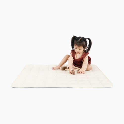 Gathre Square Quilted Mat - Ivory