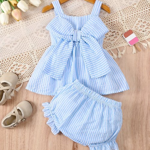 2pcs Children's Bubble Strap Set, Top with Bow Decoration and Shorts, Cute Outfit for Baby Girls, Perfect for Outdoor