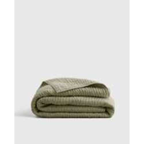 European Linen Cotton Stitch Quilt