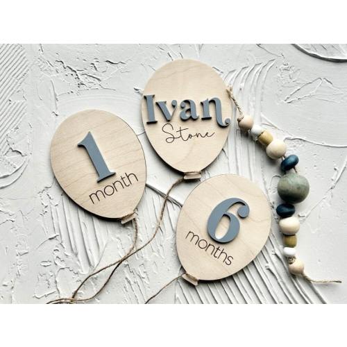 Wooden Monthly Milestones, Baby Photos, Newborn Milestones, Baby Shower Gift, Newborn Photo Props, 3D  Balloon Milestones, Postpartum Gift