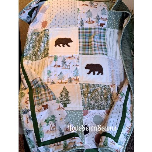 SAGE & PINE Quilt/Nature quilt/Woodland quilt/Bear quilt/Handmade quilt/Minky quilt