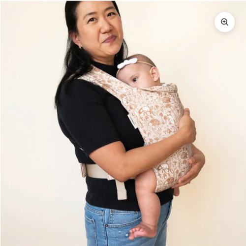 Woodland Lark Baby Carrier | Size-Inclusive & Cozy for Adventures