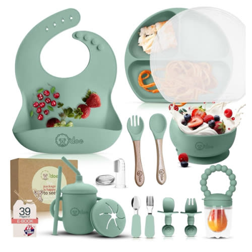 O'doe 17-Piece BPA-Free Silicone Baby Feeding Set | Thick & Soft Suction Plates, Baby Bowls, Wooden Fork & Spoon, and More | Make Mealtime Fun and Easy for Your Little One (Green, V2)