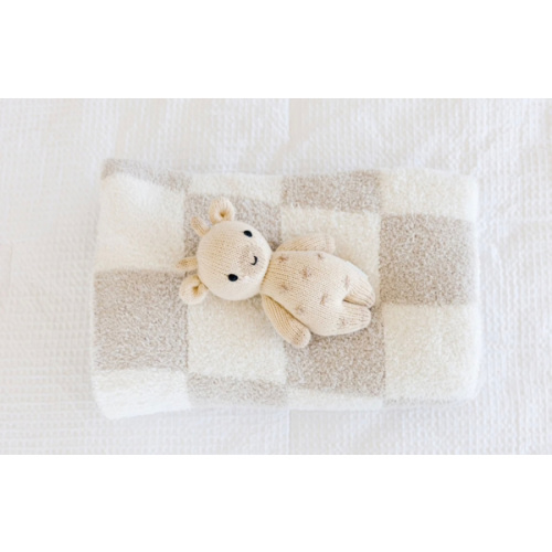 Oat Checkered Plush Blanket
