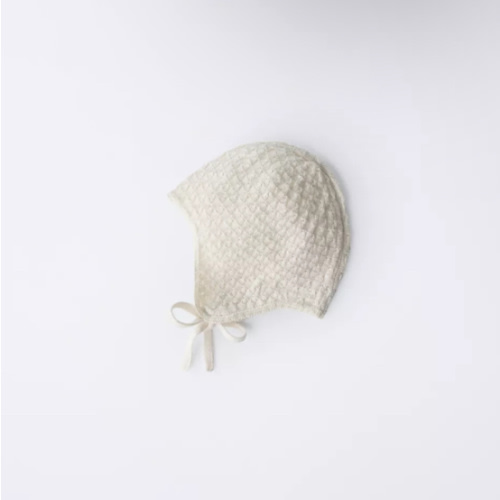COTTON, SILK, AND CASHMERE TEXTURE KNIT BONNET - Mid-ecru | ZARA Canada