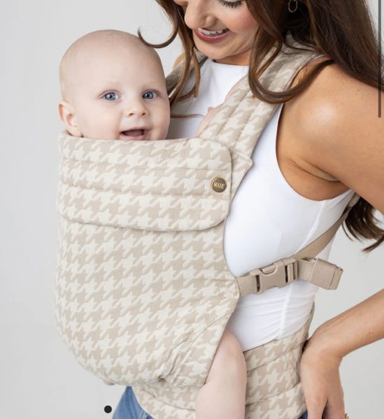 The Monarch Baby Carrier - Houndstooth – Mabē