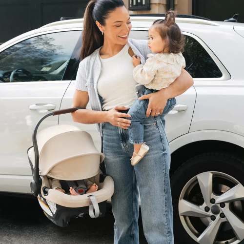 UPPAbaby Aria The Light Fit Infant Car Seat