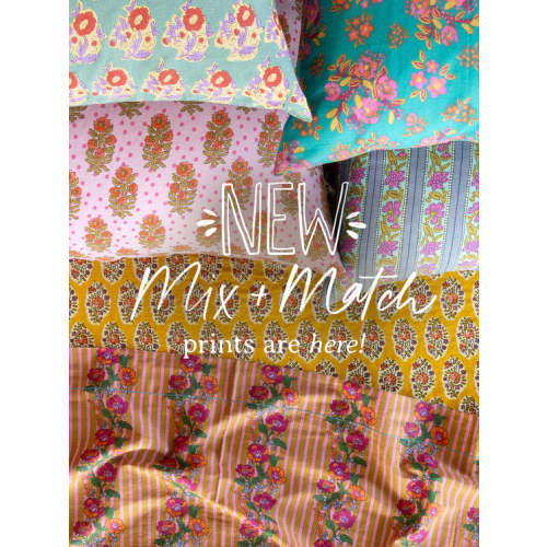 Picnic Blanket Tote - Bright Patchwork Zinnias – Natural Life