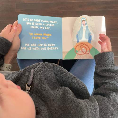 It’s Time To Go To Church - A Lift-the-Flap Book for Little Hearts