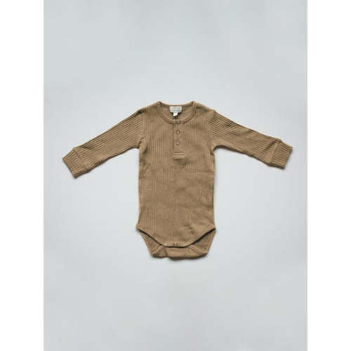 CINNAMON The Ribbed Onesie