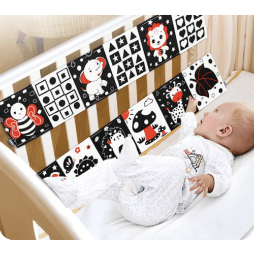 Montessori Newborn Contrast Book - Your Baby's First Book!