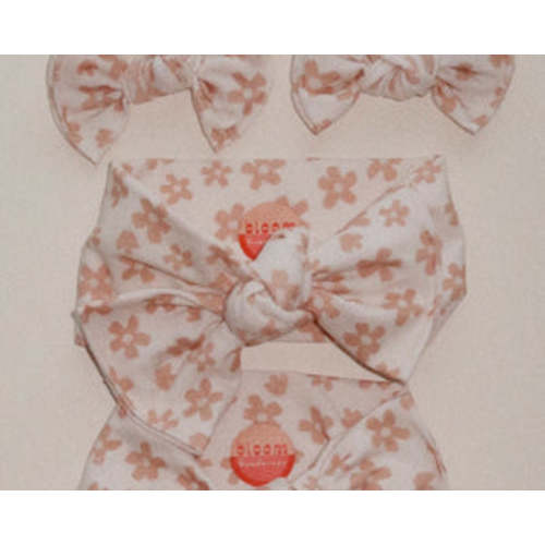 Taupe Daisy Tie On Headwrap – Bloom Headwraps