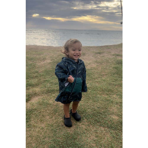 AHI FIN HOODED PONCHO TOWEL – KEKAI AND ME