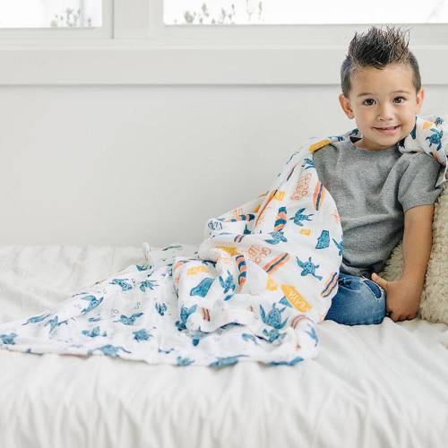 Surf + Sea Turtles Oh So Soft Snuggle Blanket