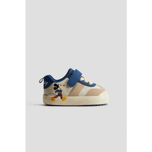 PRINTED SNEAKERS