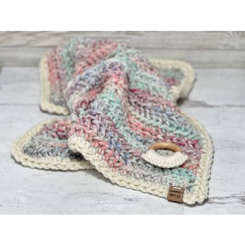 BABY SNUGGLE BLANKET | Small Chunky Baby Blanket Handmade Baby Blanket Crochet Baby Blanket New Baby Gift Baby Shower Gift Handmade Baby