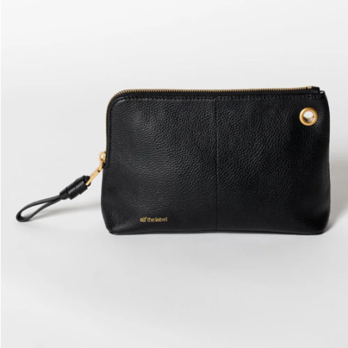 Medium Pouch (Pebbled Leather)