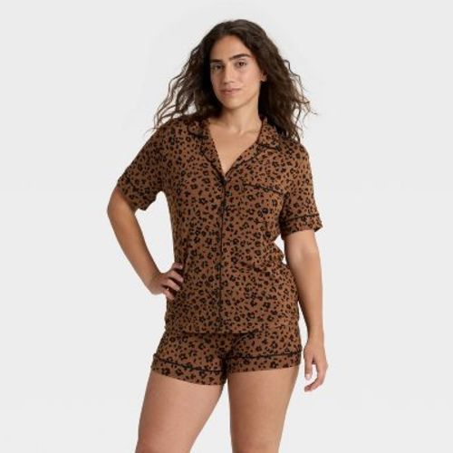 Women's Cloud Knit Leopard Print Short Sleeve Notch Collar Shirt and Shorts Pajama Set - Auden™ Brown 3X