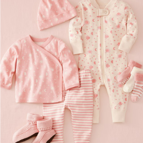 8-Piece Baby Gift Set ($154 value) | Hanna Andersson