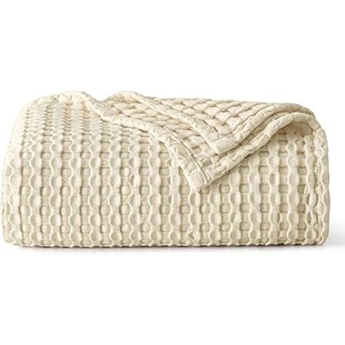 Bedsure Cooling Cotton Waffle Throw XL Blanket - Lightweight Breathable Blanket of Rayon Derived from Bamboo for Hot Sleepers, Natural, 50x70 Inches