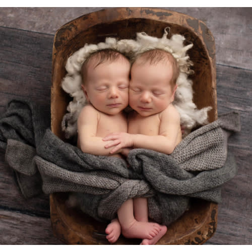 Twin Newborn Photos