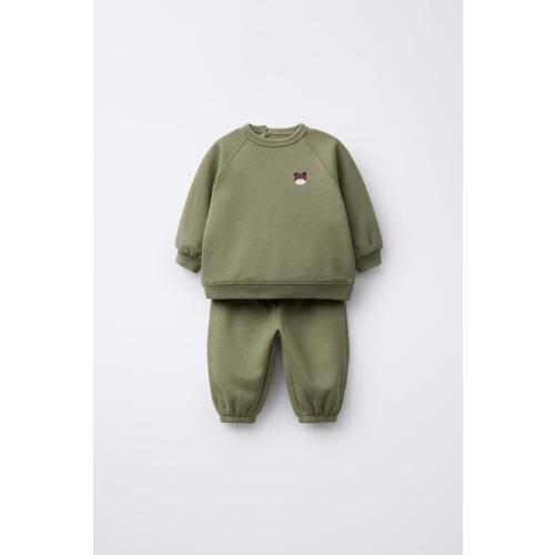 PRINT SWEATSHIRT AND JOGGER SET - Khaki | ZARA United States