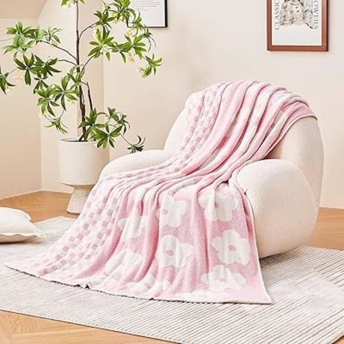 Checkered Throw Blanket, Pink Super Soft Knit Breathable Throw Blanket, Cozy Fluffy Reversible Checkerboard Flower Fuzzy Blanket for Couch Sofa Bed Living Room Decor 50 x 60 inch