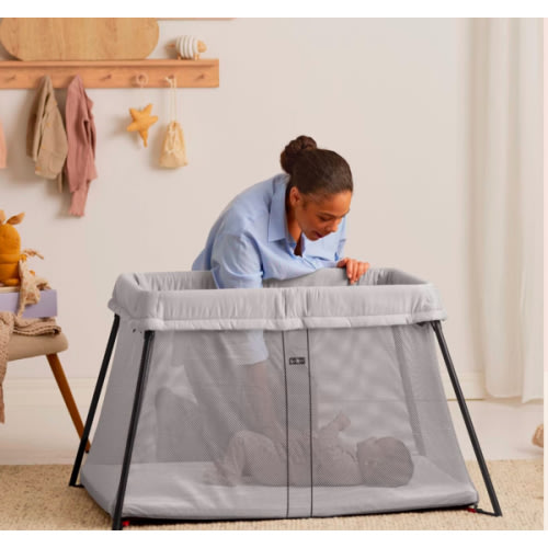 BabyBjörn Travel Crib Light