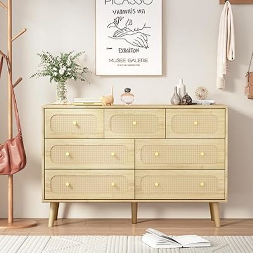 Natural Rattan Dresser for Bedroom, Modern Wood 7 Drawer Dresser with Gold Handles, Boho Wood Durable Dressers & chests of Drawers for Bedroom