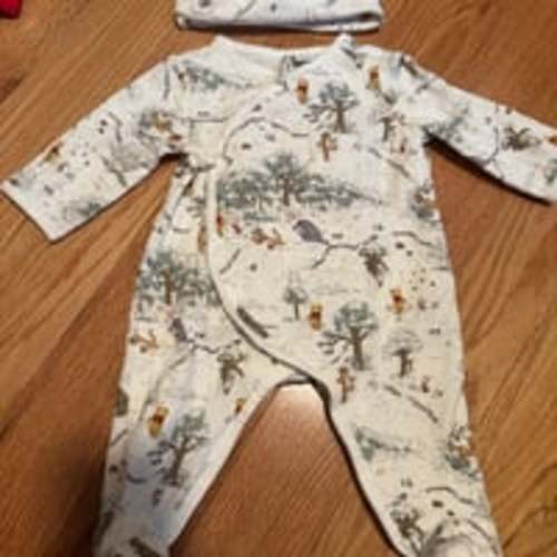 0-3M Janie and Jack x Disney Pooh Bear Footie and Hat Set