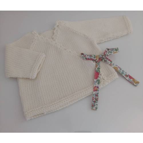 Baby wrap bra, hand-knitted layette in off-white merino wool and Liberty Félicité fabric