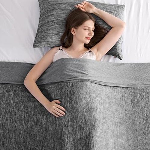 Elegear Revolutionary Cooling Blanket King Absorbs Heat to Keep Body Cool for Night Sweats, Arc-Chill3.0 Cool Fiber Q-Max>0.5 for Hot Sleepers, Lightweight Summer Cold Blankets for Sleeping 90" x 108"