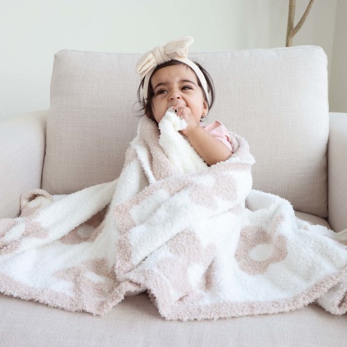 Kelsey Glasgow and Logan Rowe’s Baby Registry at Babylist