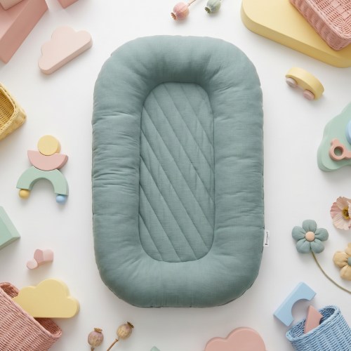 Little Manta Ultra-Soft Infant Lounger Bed