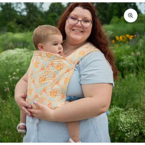 Bloom Baby Lark Carrier – Floral Soft Structured Carrier