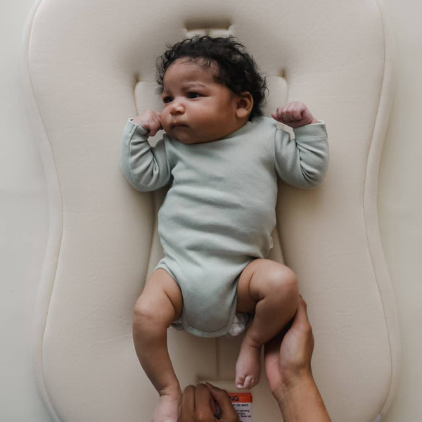 Infant Lounger Curve | Natural
